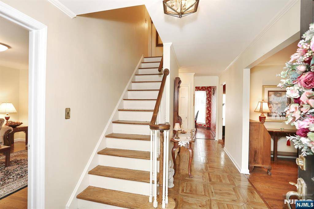 Park Ridge, NJ 07656,279 Rock AVE