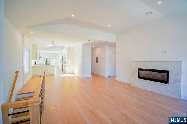 Palisades Park, NJ 07650,58 W Ruby AVE #1st Fl