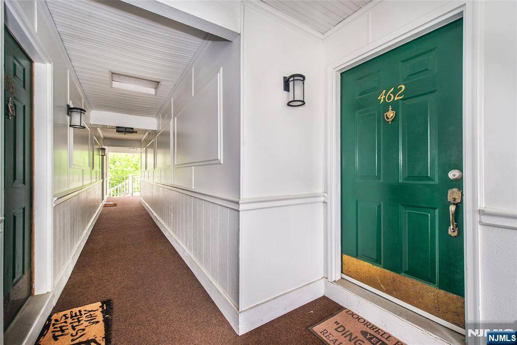 Mahwah, NJ 07430,462 Poets WAY