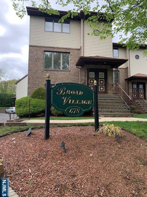 Clifton, NJ 07013,678 Broad ST #C001