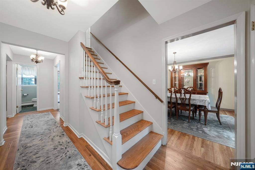 Midland Park, NJ 07432,552 Godwin AVE