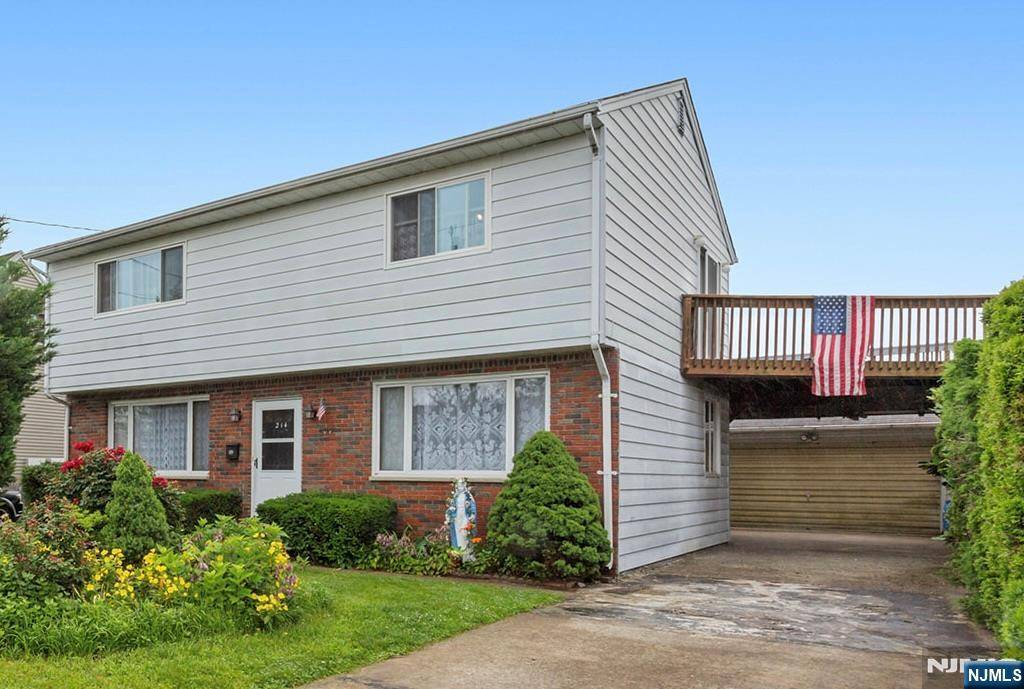 Saddle Brook, NJ 07663,214 Alberta DR