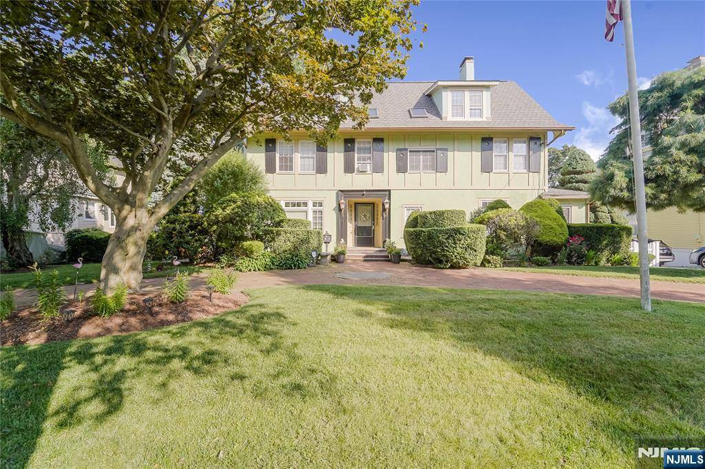Kearny, NJ 07032,39 Pleasant PL