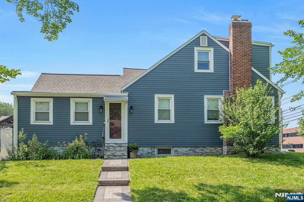 Maywood, NJ 07607,44 E Spring Valley AVE