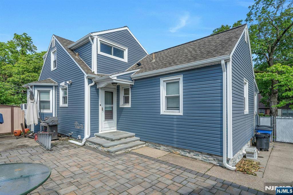 Maywood, NJ 07607,44 E Spring Valley AVE