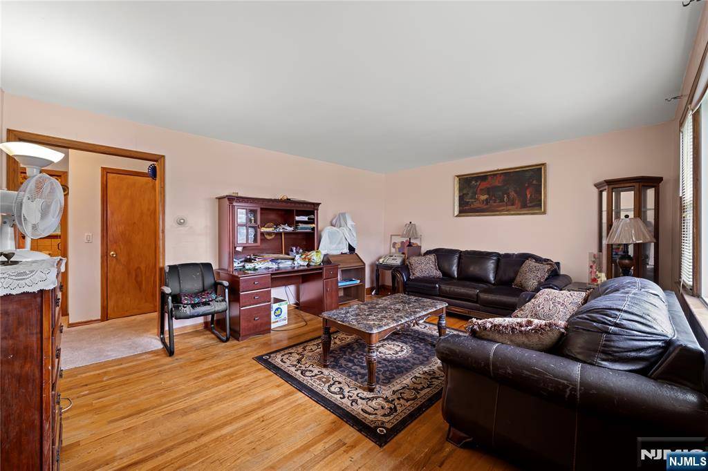 Garfield, NJ 07026,30 Cottage PL