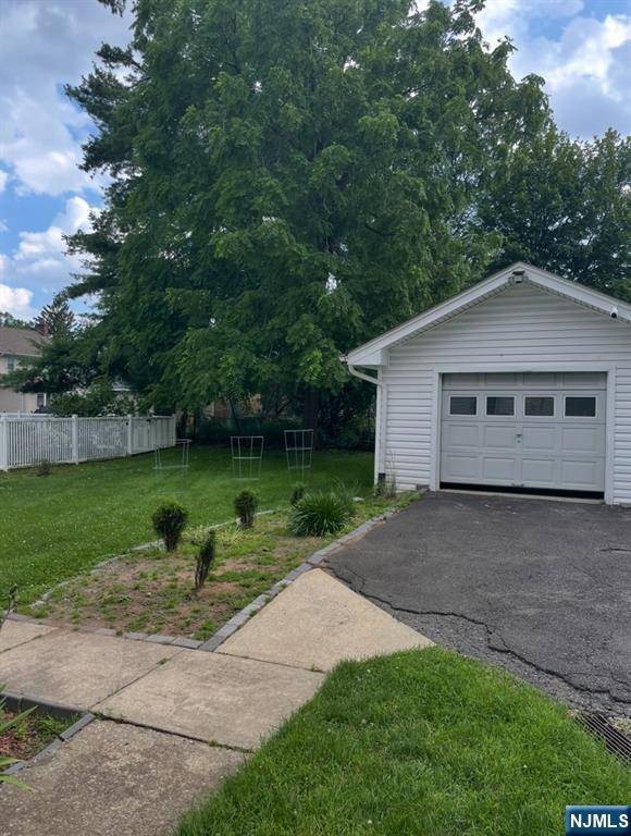 Teaneck, NJ 07666,114 Hillside AVE