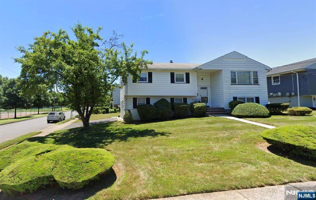 Clifton, NJ 07013,57 Standish DR