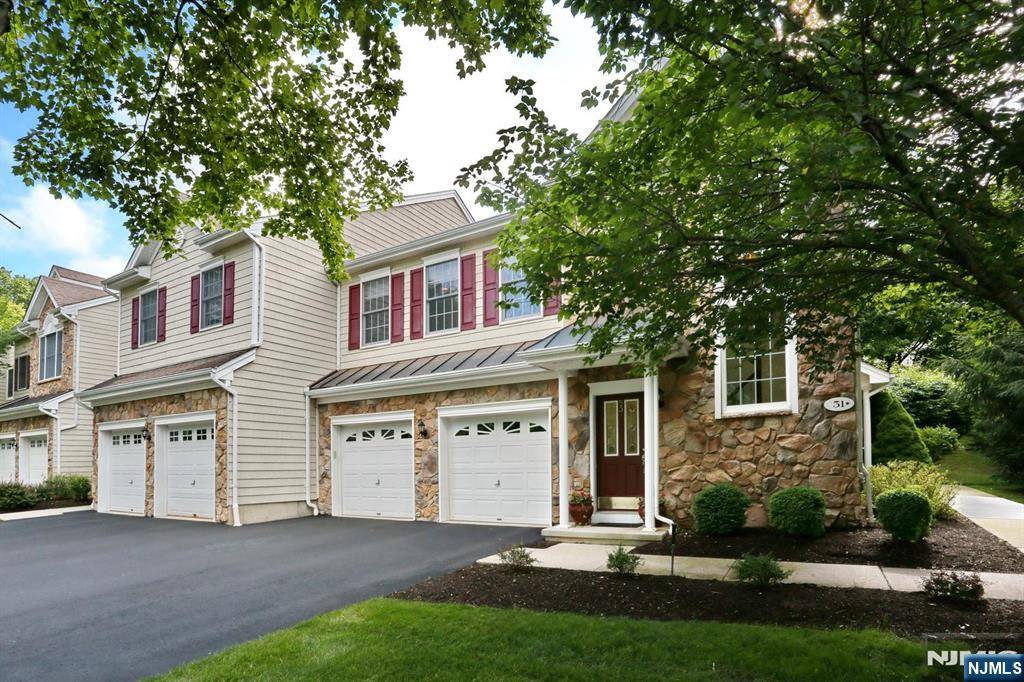 River Vale, NJ 07675,53 Pine Lake TER #T053