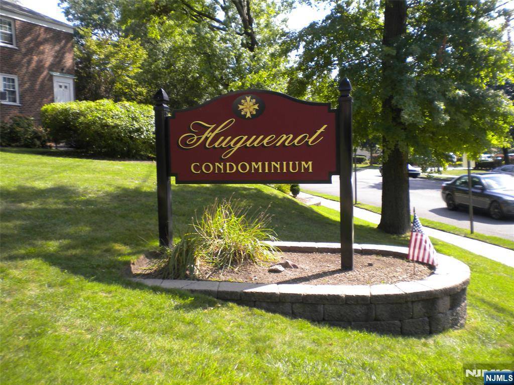 Englewood, NJ 07631,100 Huguenot AVE #1B