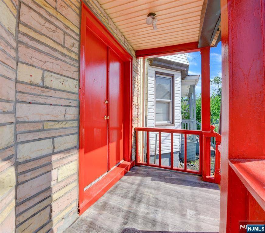 Irvington, NJ 07111,307 21st ST
