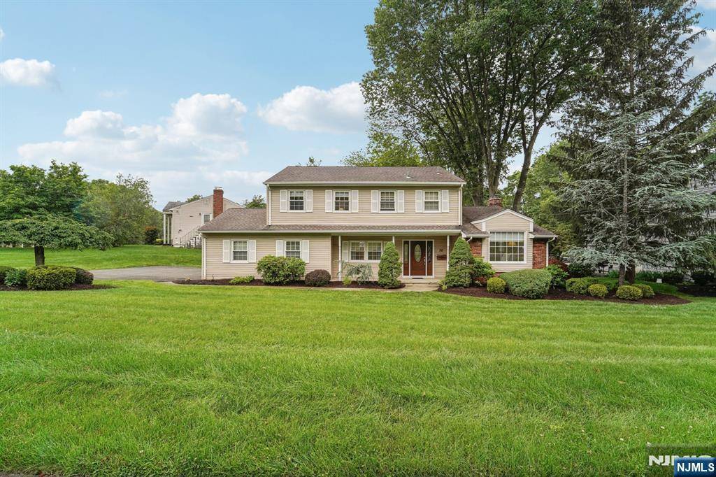 Wayne, NJ 07470,30 Sinclair DR