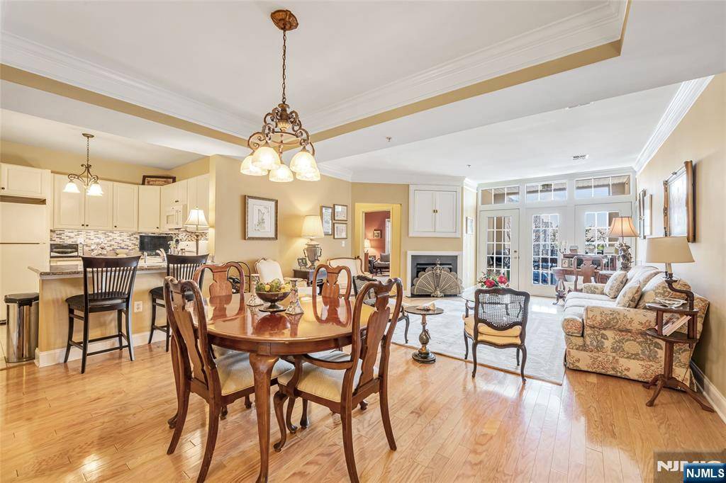 Clifton, NJ 07013,7108 Ravenscroft RD #555