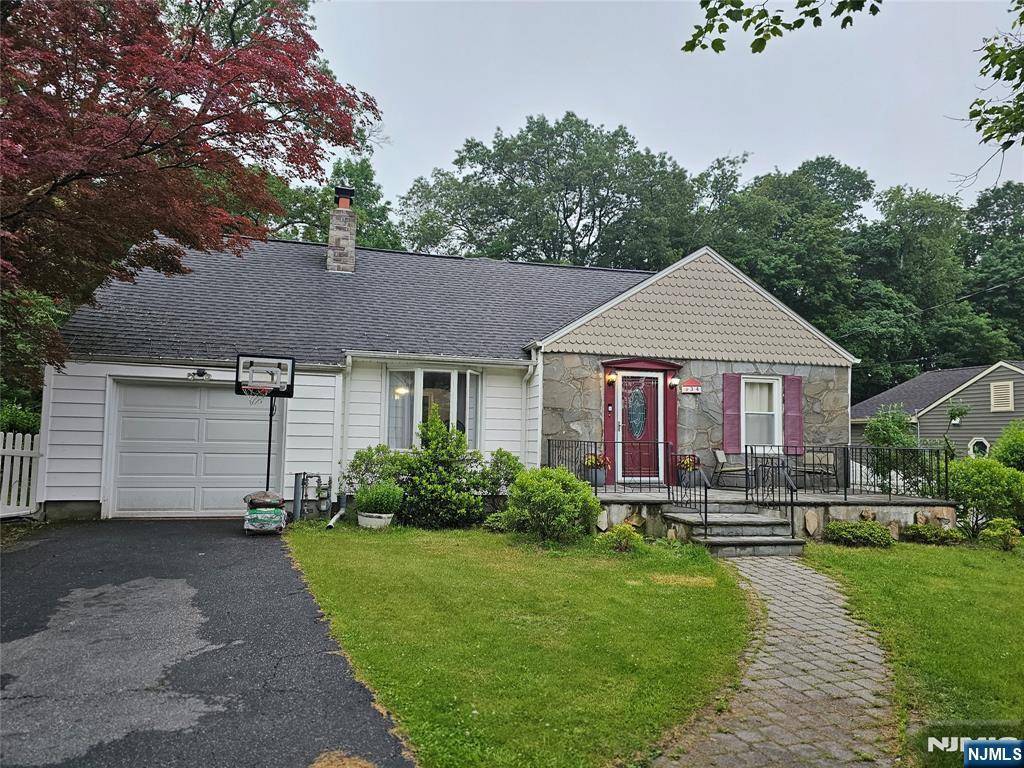 Monroe, NY 10950,34 Round Lake AVE