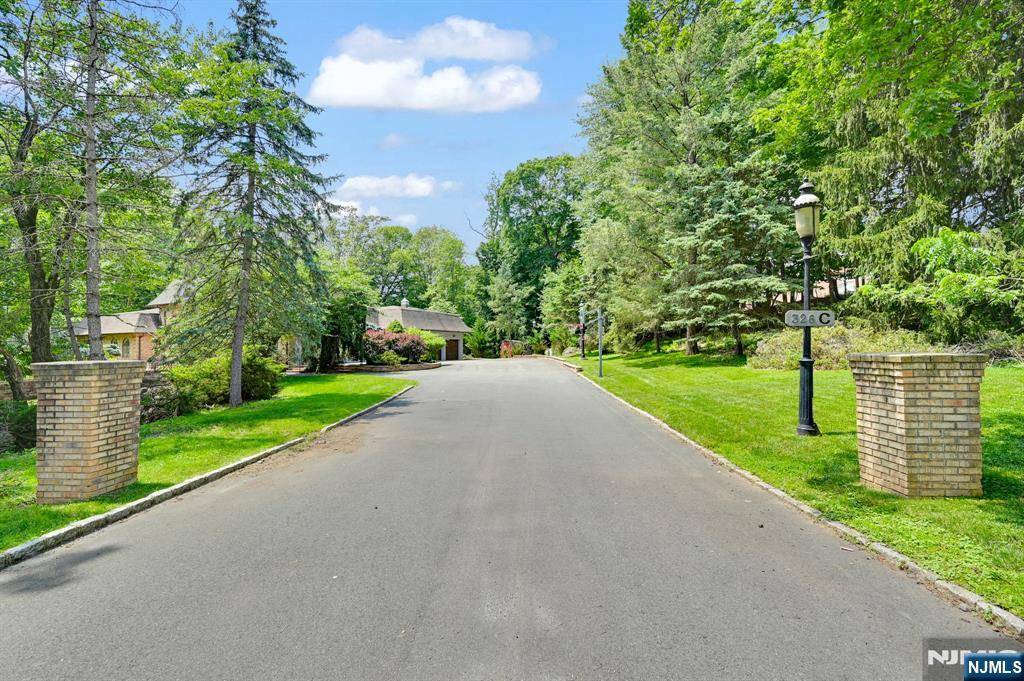 Cedar Grove, NJ 07009,326 Ridge RD