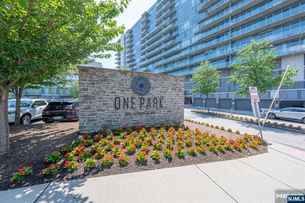 Cliffside Park, NJ 07010,320 Adolphus AVE #Unit 612