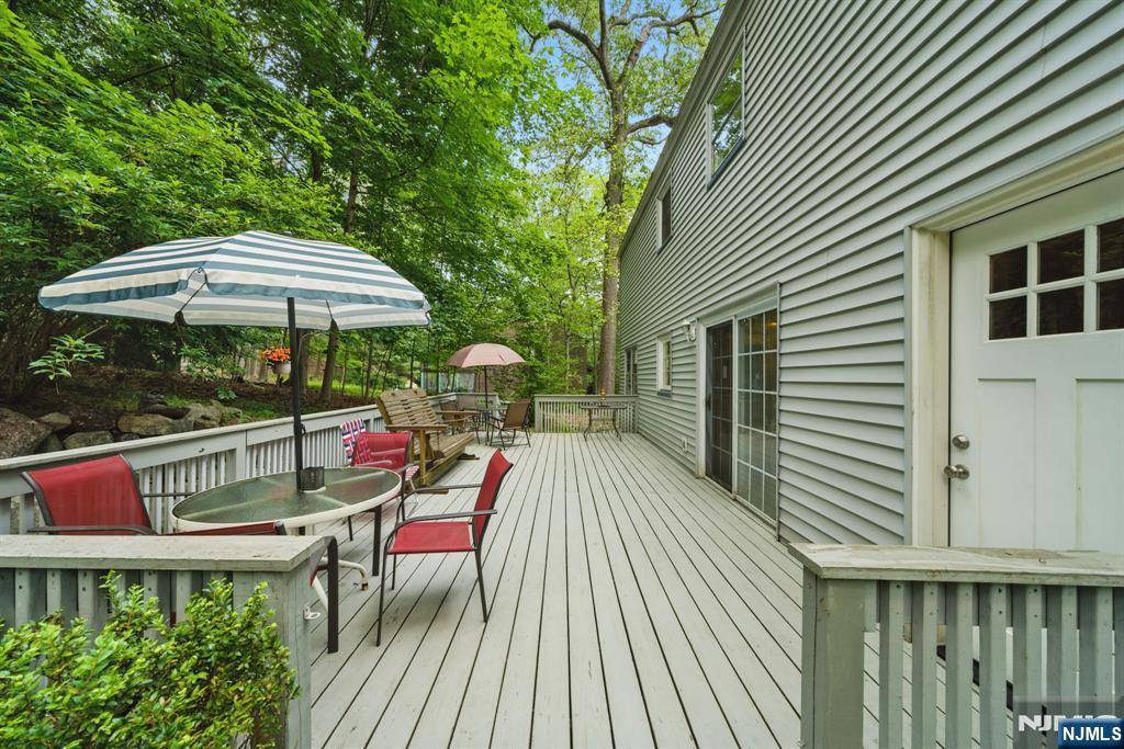 Montville Township, NJ 07045,23 Glenwood DR
