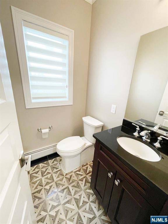 Palisades Park, NJ 07650,104 Sunset PL #A