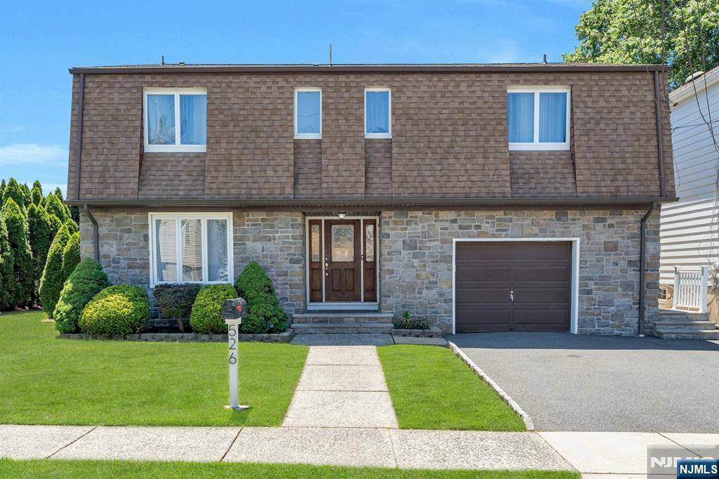 Lyndhurst, NJ 07071,526 Laurel AVE