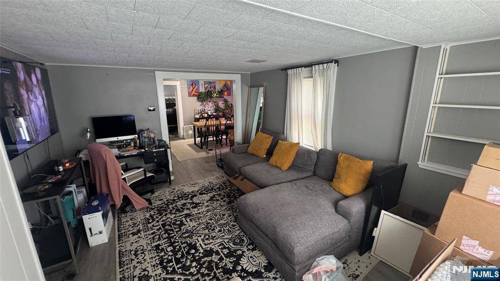 Bloomfield, NJ 07003,149 E Passaic AVE #1