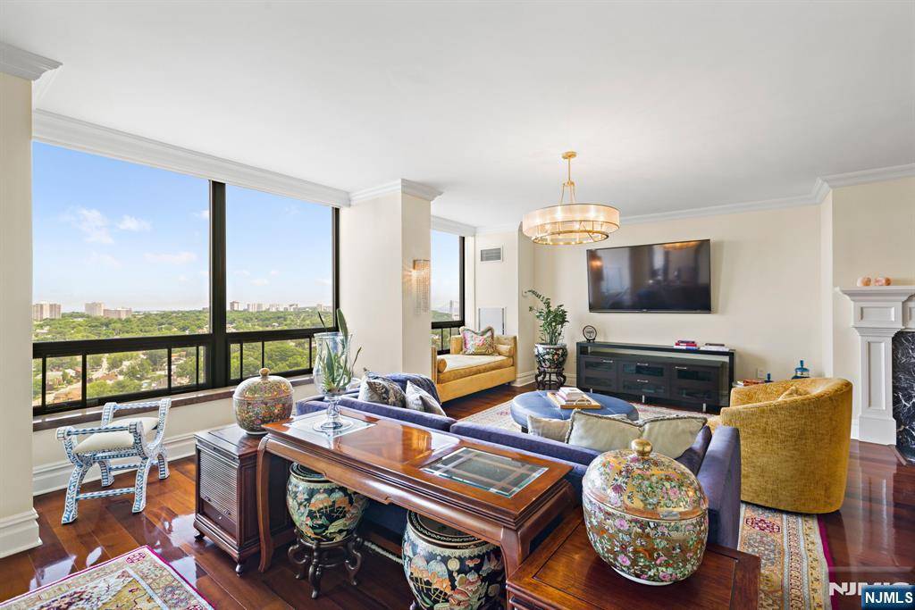Fort Lee, NJ 07024,900 Palisade AVE #2104