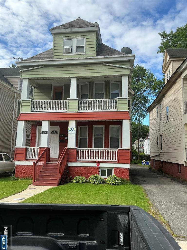 East Orange, NJ 07018,47 Edgar ST