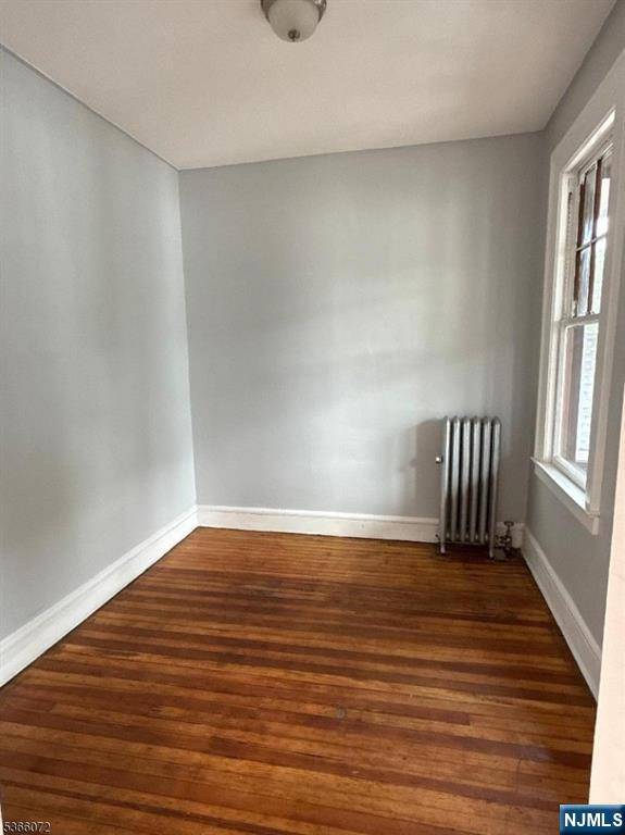 Newark, NJ 07106,115 End AVE #2