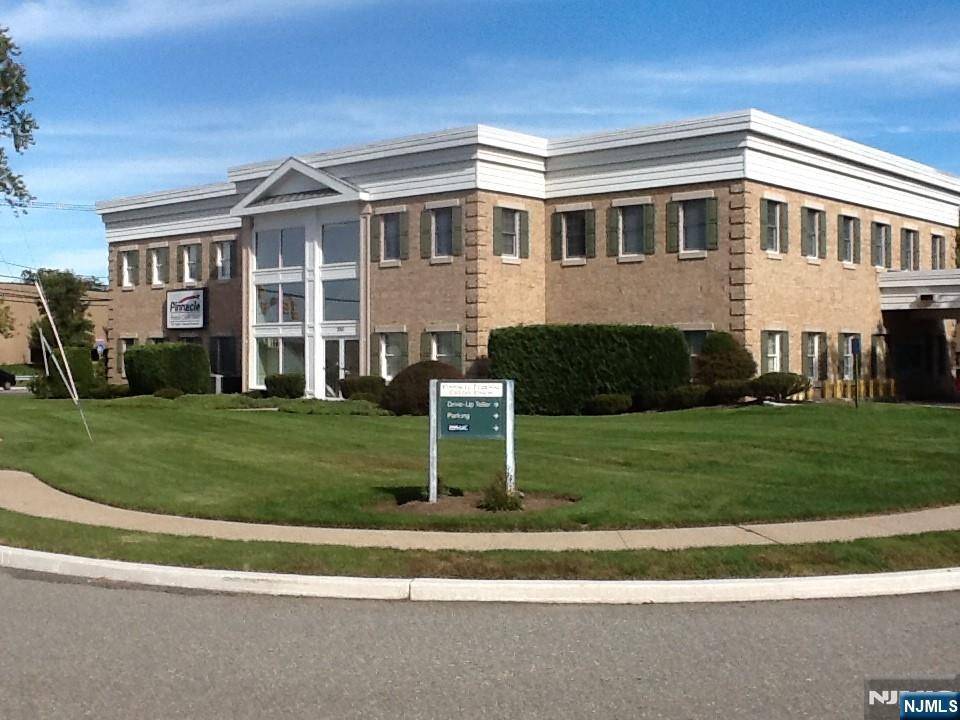 Fairfield, NJ 07004,250 Passaic AVE #200