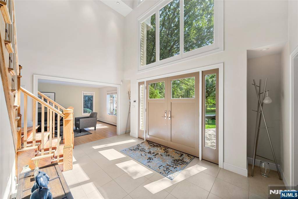 Wyckoff, NJ 07481,811 Domm CT