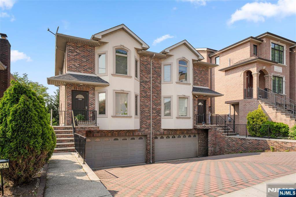 Palisades Park, NJ 07650,525A Roff