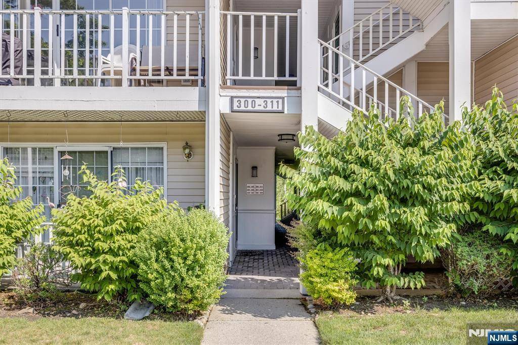 Mahwah, NJ 07430,308 Linden ST #H3