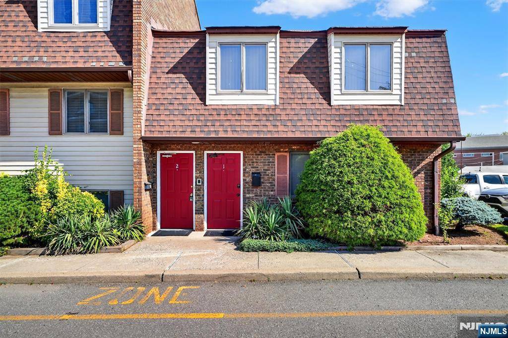 Garfield, NJ 07026,385 Midland AVE #2