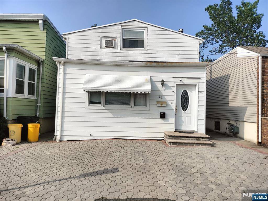 Fairview, NJ 07022,411 Sheridan PL