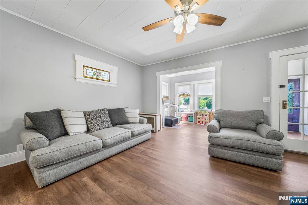 Lyndhurst, NJ 07071,434 3rd AVE