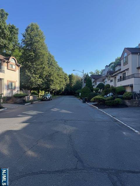 West Orange, NJ 07052,23 Schindler TER