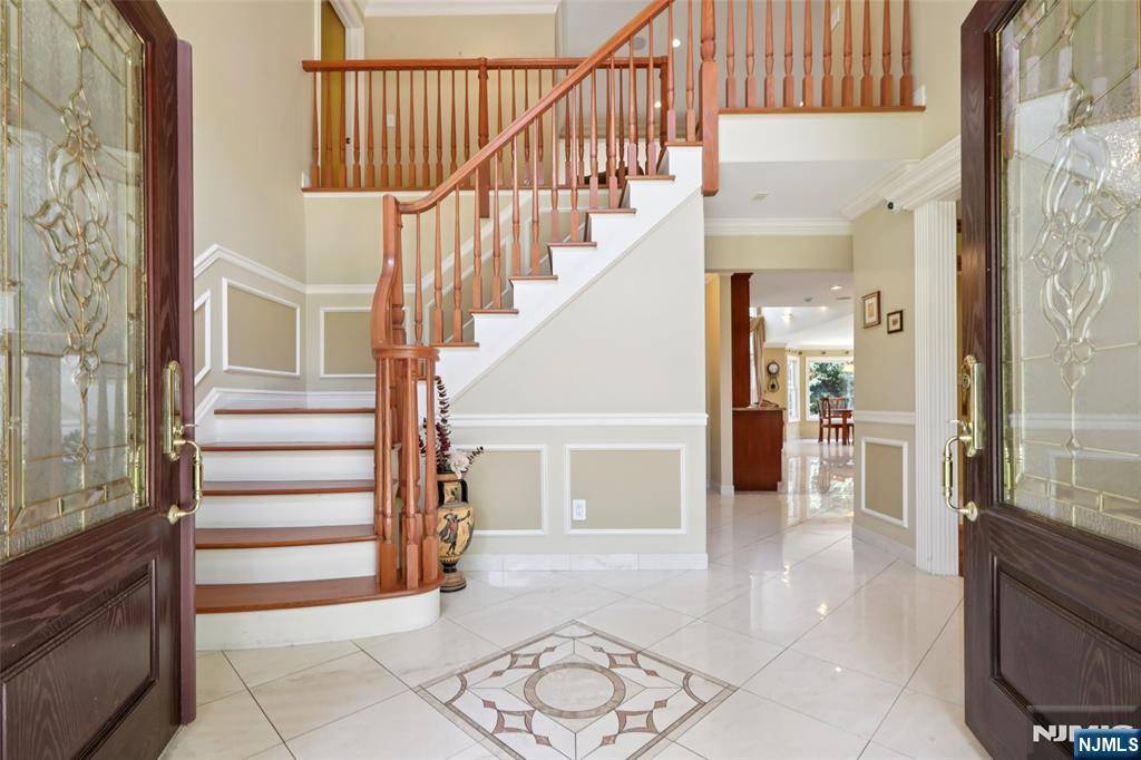 Wyckoff, NJ 07481,310 Monroe AVE