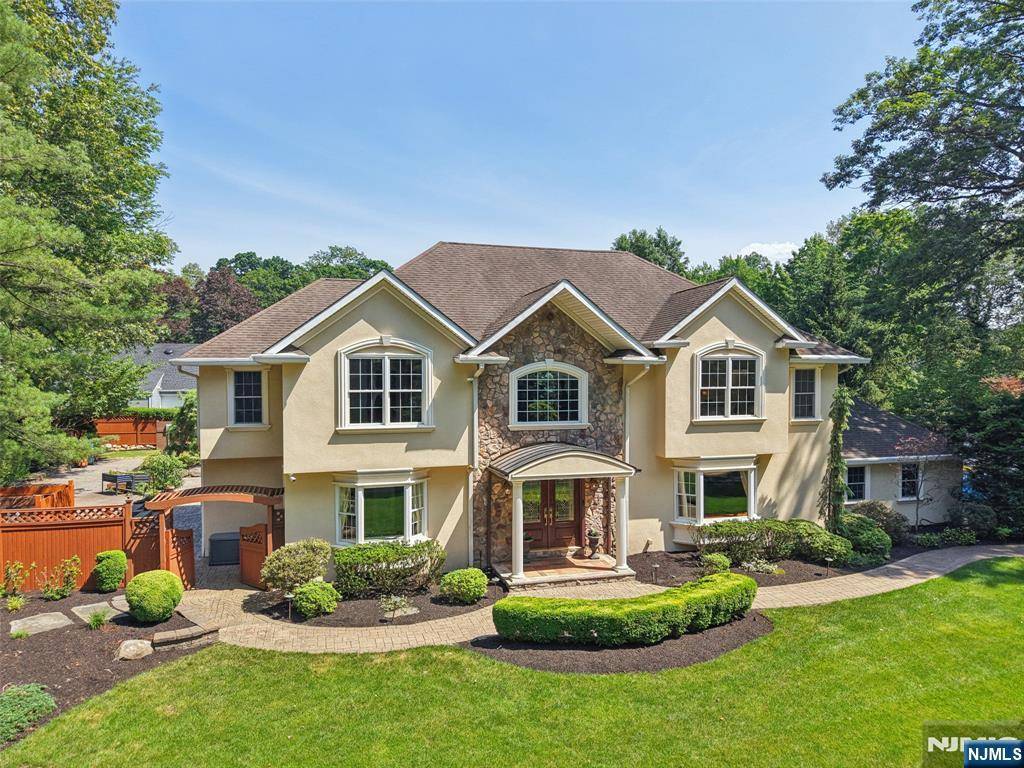 Wyckoff, NJ 07481,310 Monroe AVE