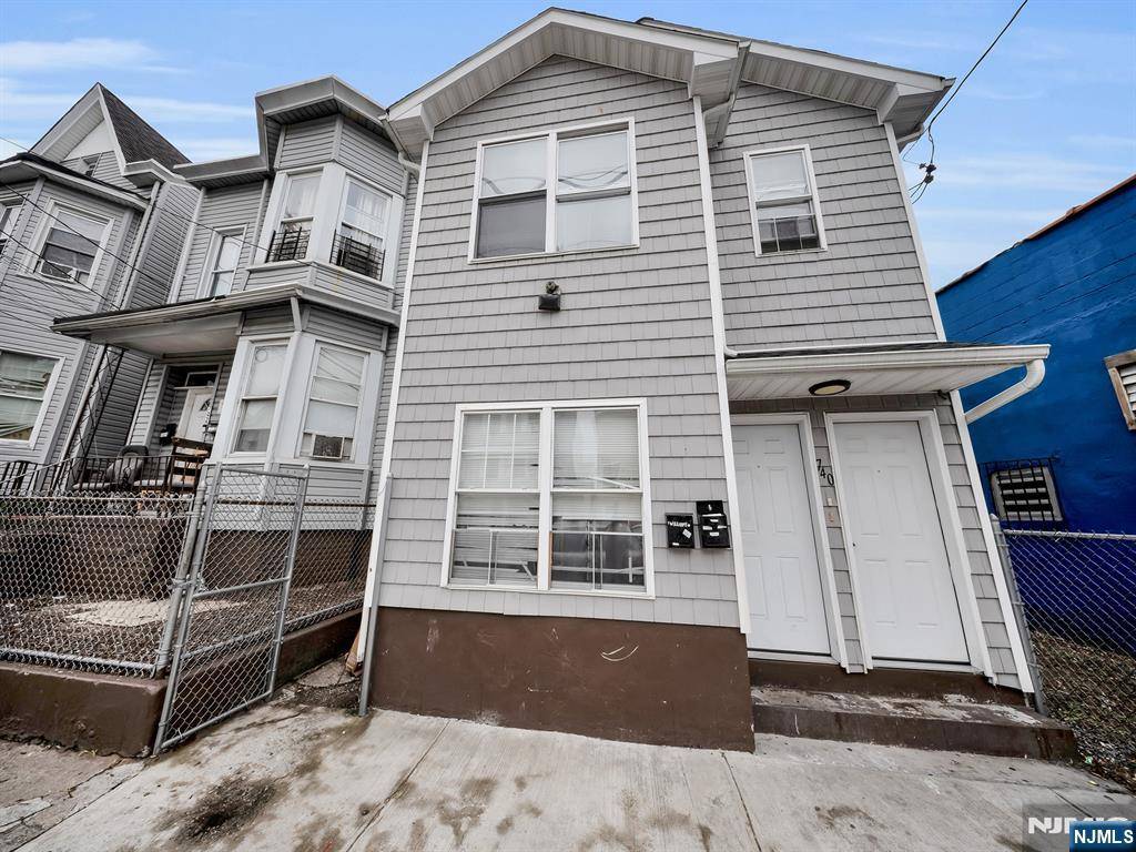 Paterson, NJ 07501,740 E 18th ST
