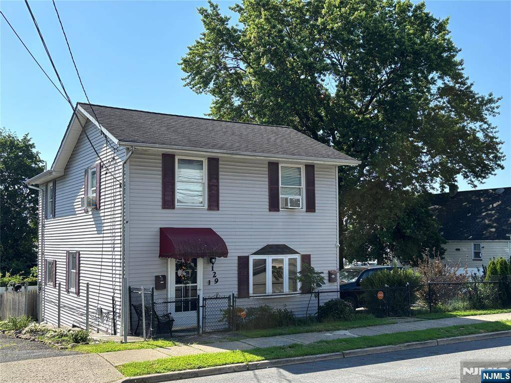 Clifton, NJ 07013,129 Maplewood AVE