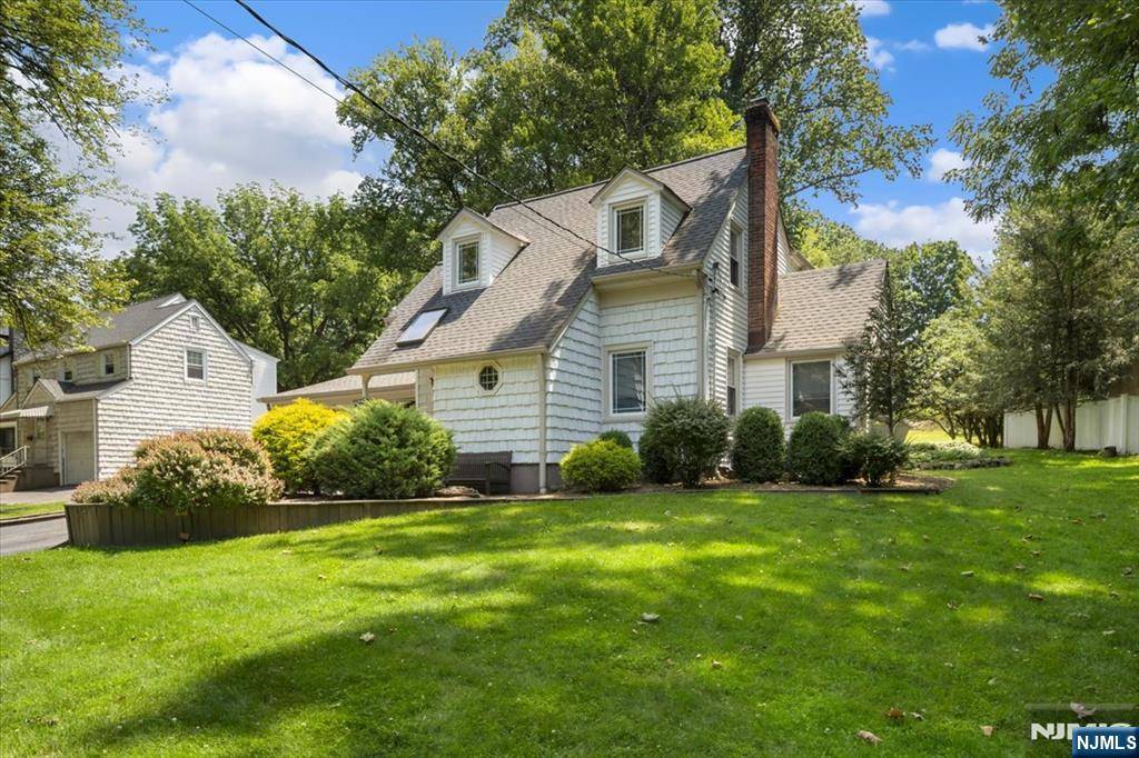 Cedar Grove, NJ 07009,307 Little Falls RD
