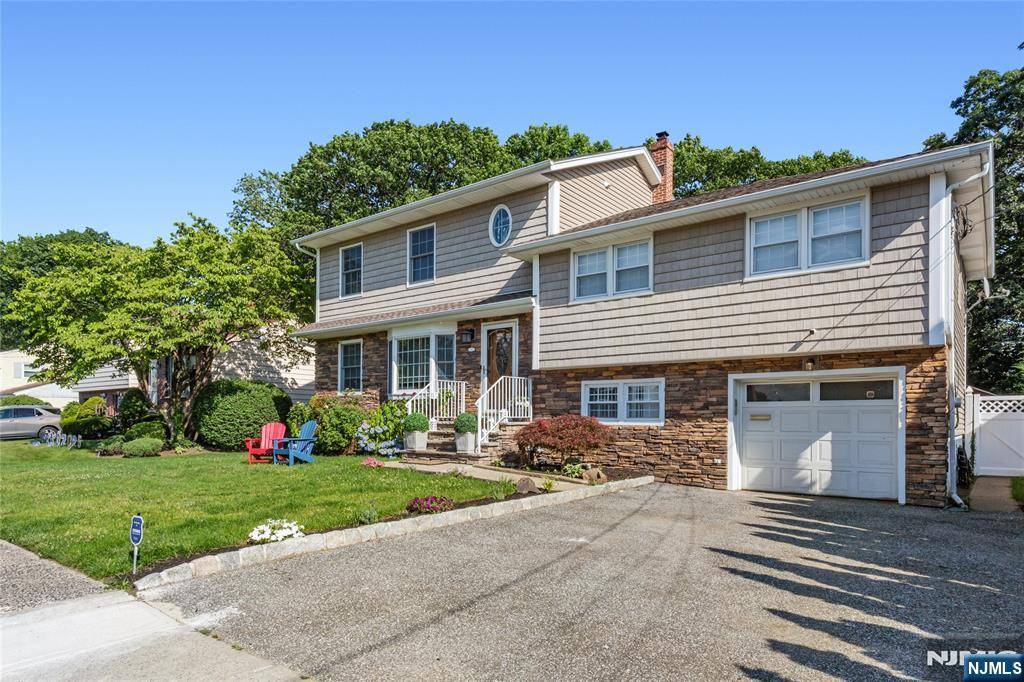Saddle Brook, NJ 07663,128 Bell AVE