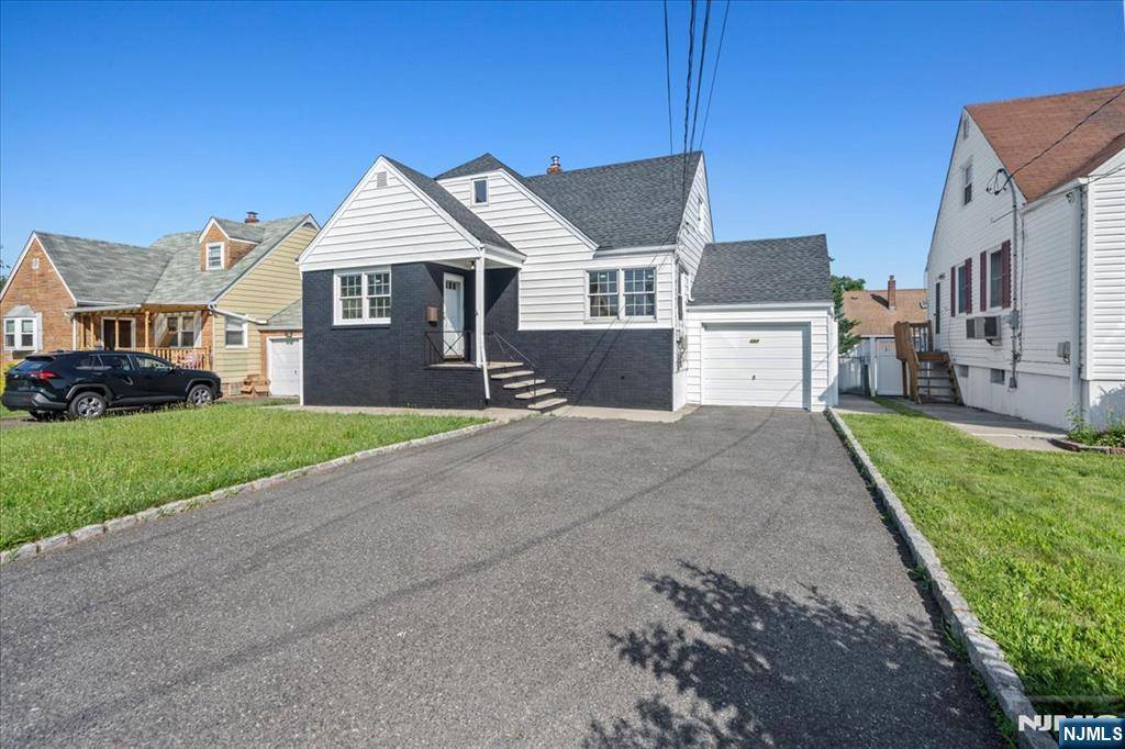 Maywood, NJ 07607,157 Louis ST
