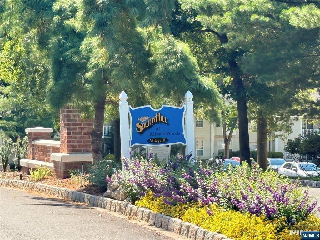 Mahwah, NJ 07430,744 Pepperidge RD