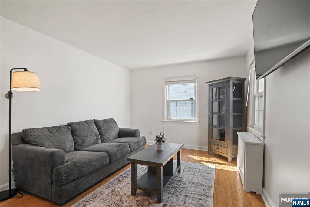 North Arlington, NJ 07031,155 Bergen AVE