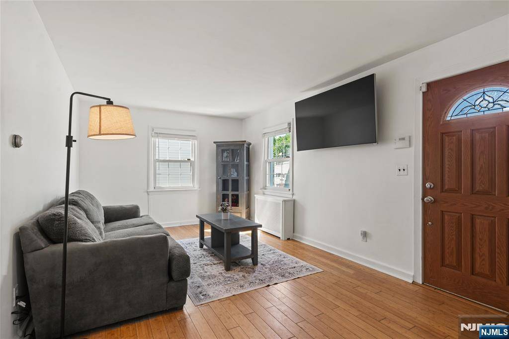 North Arlington, NJ 07031,155 Bergen AVE