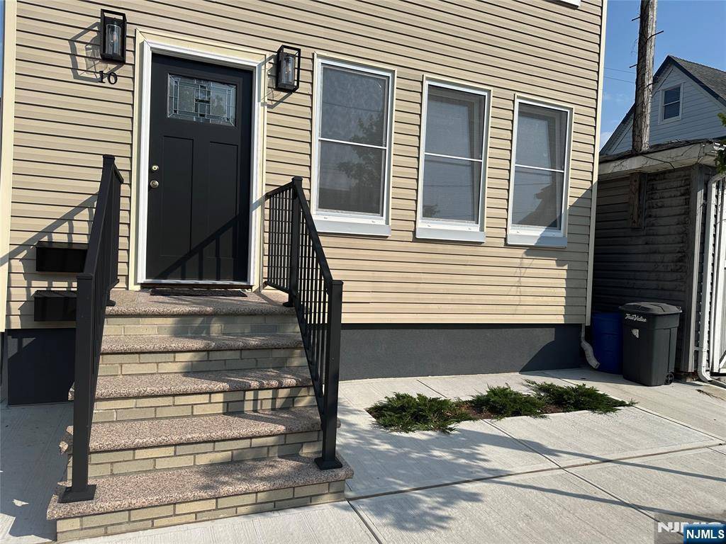 Wallington, NJ 07057,10 Lincoln PL #2