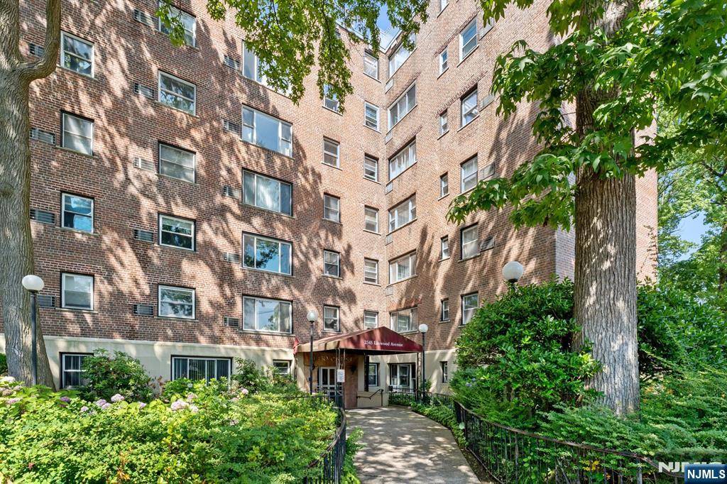 Fort Lee, NJ 07024,2345 Linwood AVE #3G