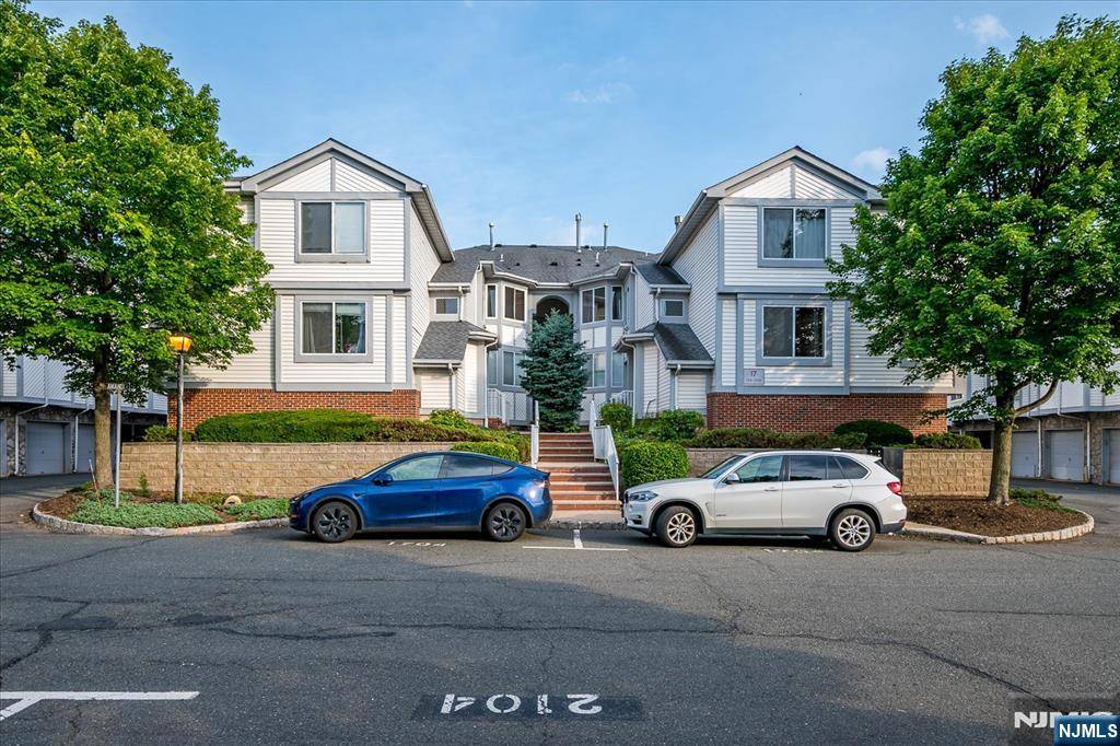 Piscataway, NJ 08854,1702 Amanda CT #1702