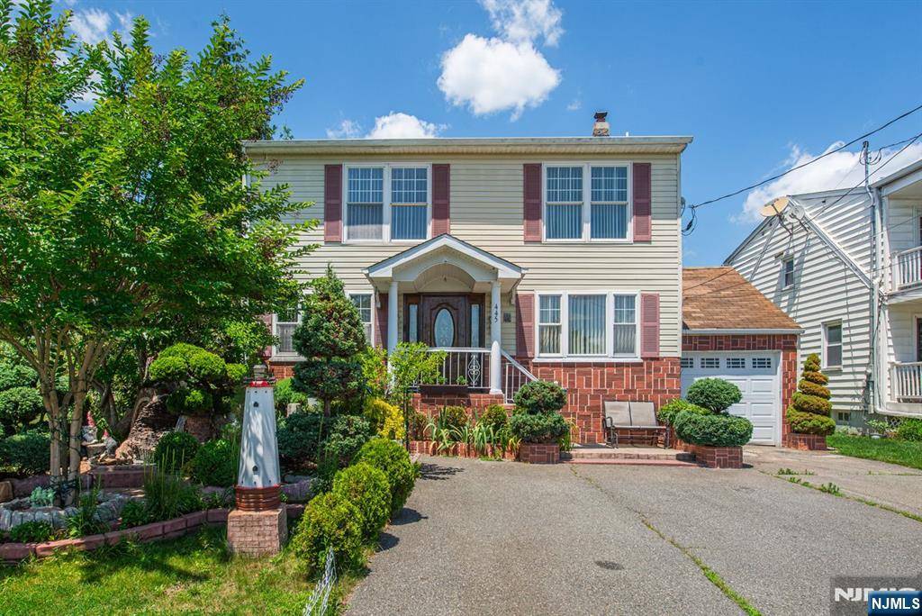 Pompton Lakes, NJ 07442,445 Lakeside