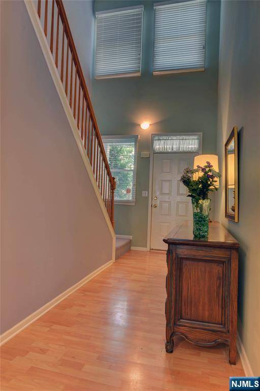 Par-troy Hills Twp., NJ 07950,17 Springhill DR